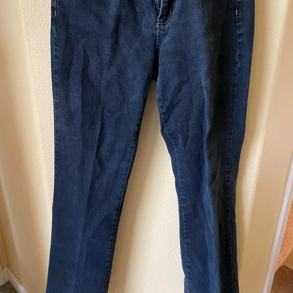 Jeans - Picture 3 of 4